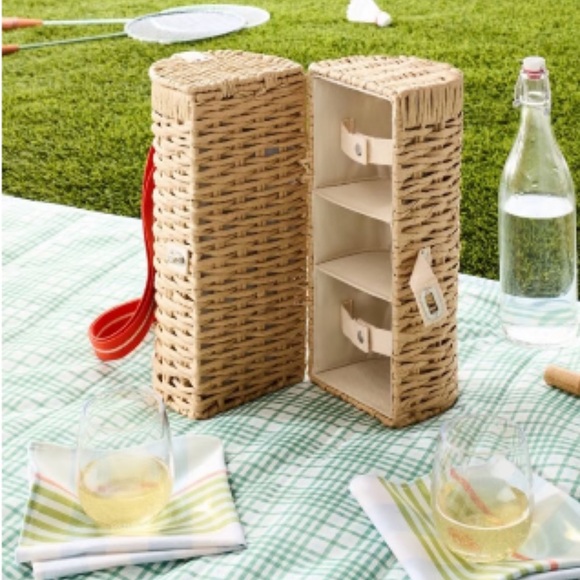 Hearth & Hand with Magnolia Woven Drink Bottle Carrier with Cups and Napkins New - Picture 2 of 6